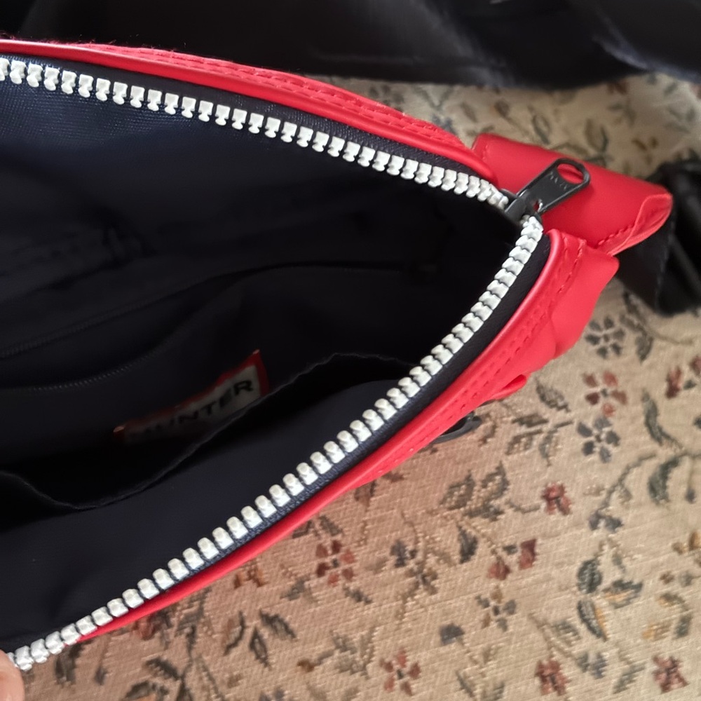 Hunter Red Belt Bag Fanny pack rubber - Picture 2 of 3